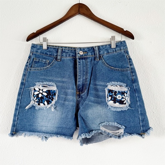 Floral Patchwork Raw Hem Denim Shorts Medium Boho Festival Edgy High Waist - Picture 2 of 12
